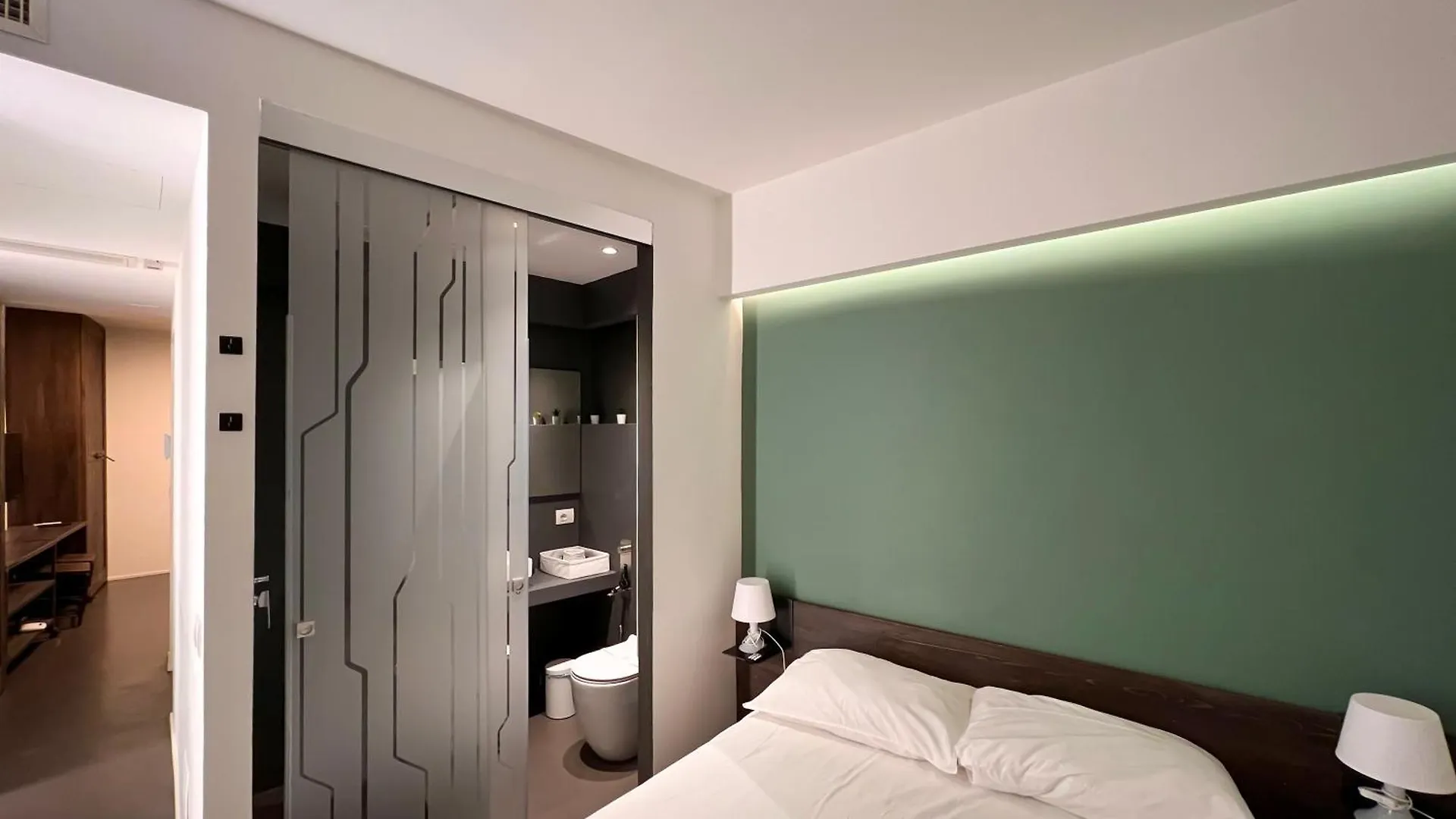 Appartement Mutina Suites Modena Italië